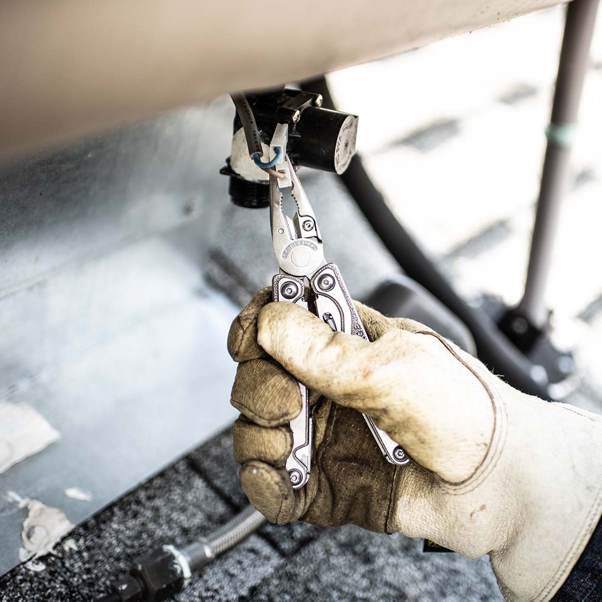Leatherman Charge + TTi Multi-tool