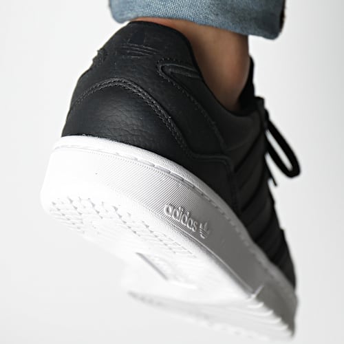 Baskets Courtic GX6319 Core Black Footwear White