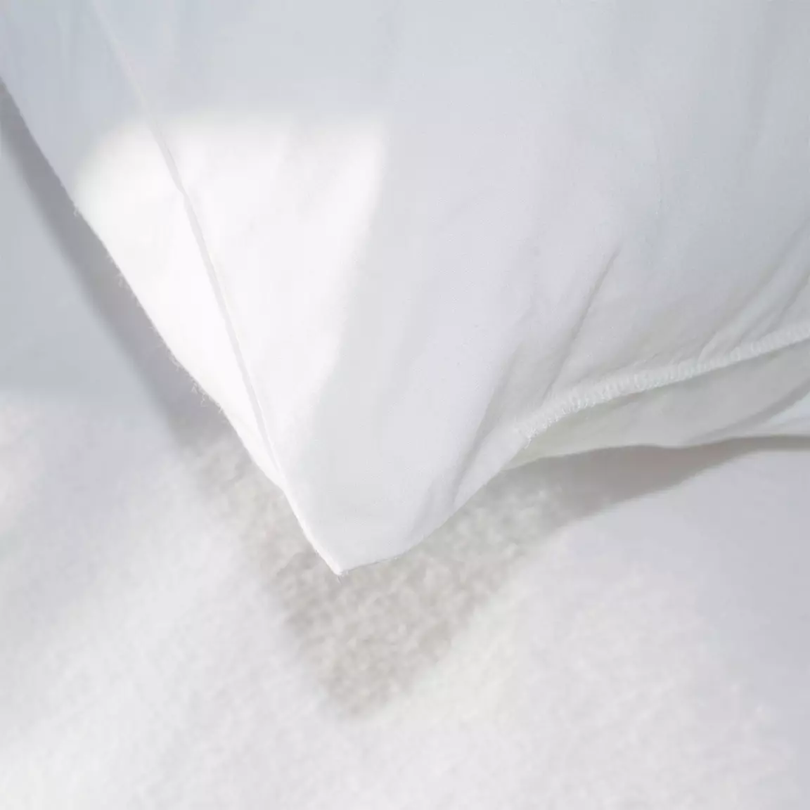 Lot de 2 oreillers rectangulaires (45 x 70 cm) Moelleux Anti-acariens Blanc