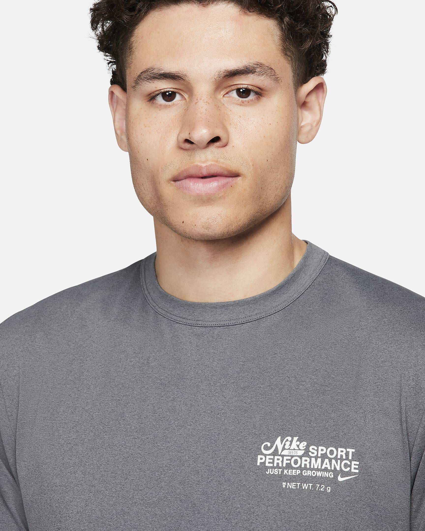 Nike| Herren Trainingsshirt HYVERSE