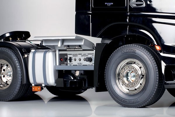 Tamiya - Rc Mercedes Actros 3363 Fjernstyret Lastbil Byggesæt -1:14 - 56348