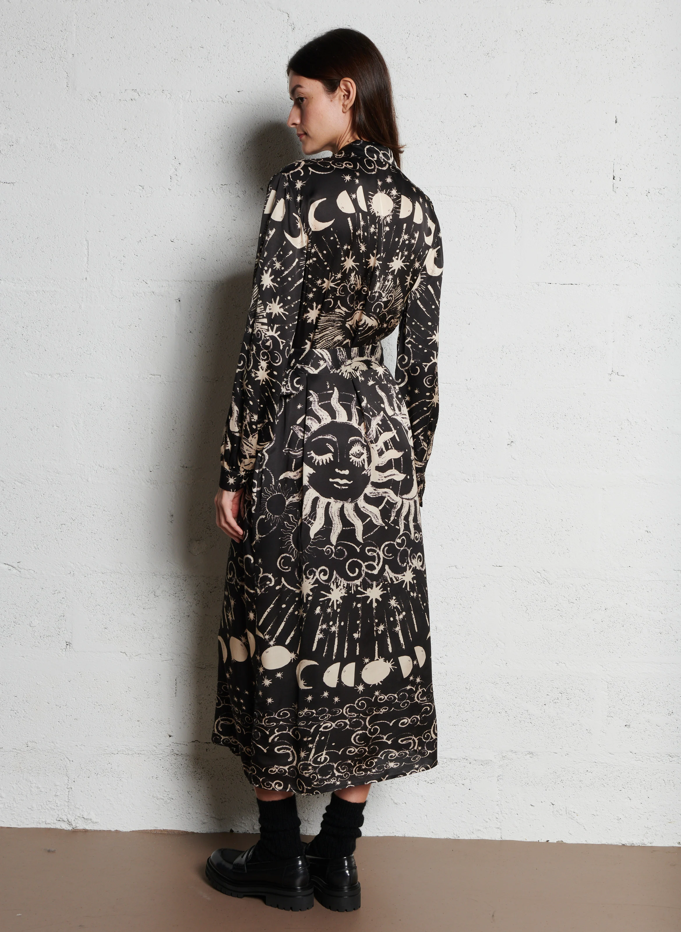 RELANA - Robe chemise longue imprimée | Noir