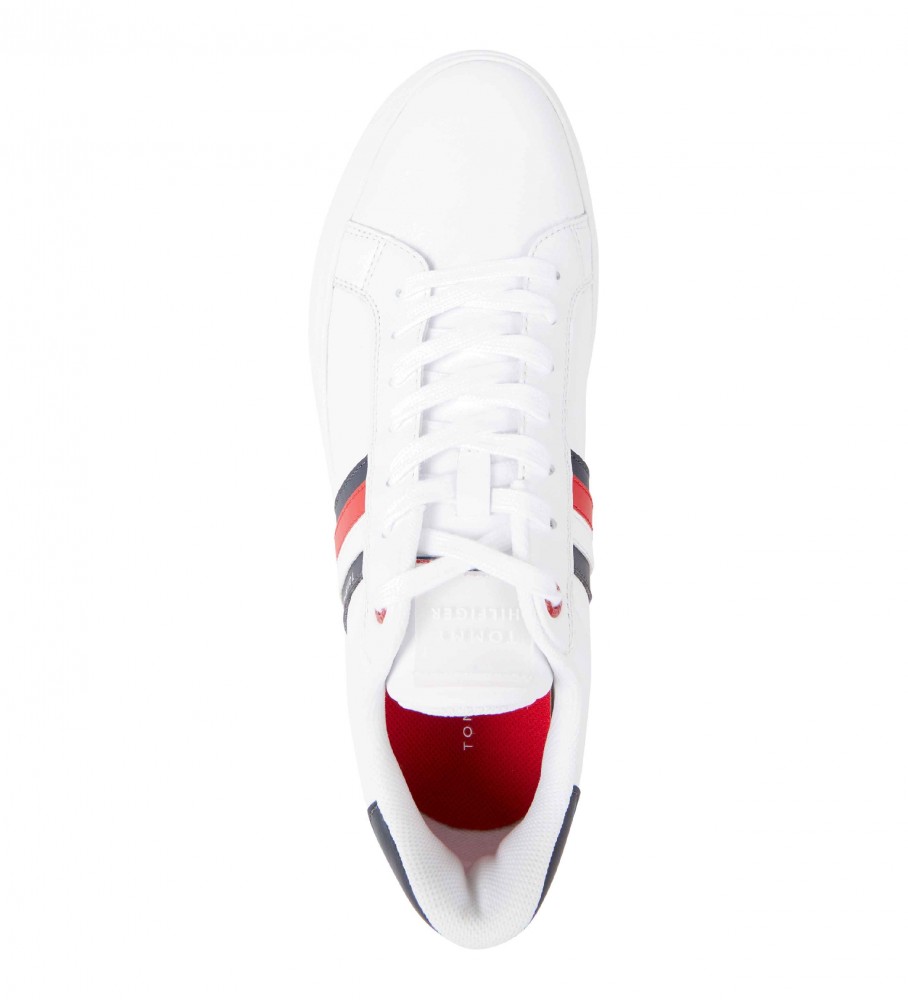 Tênis Tommy Hilfiger de couro branco com sola de borracha