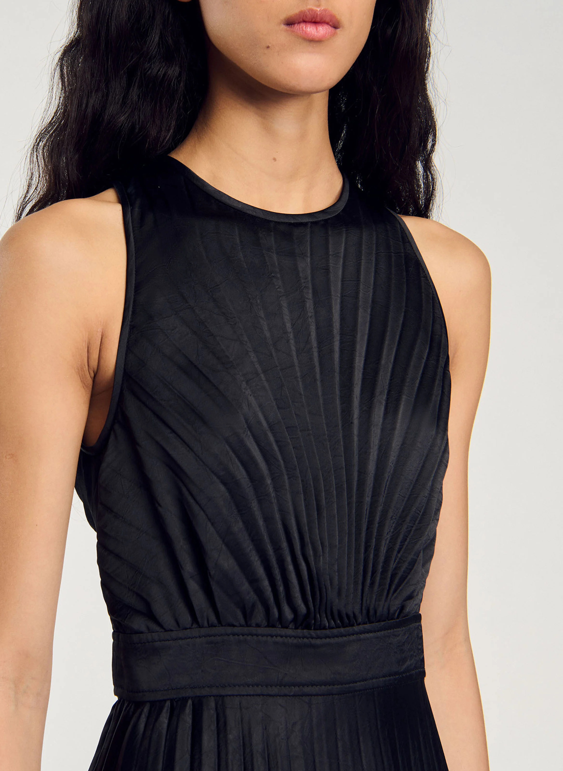 Robe midi plissée | Noir