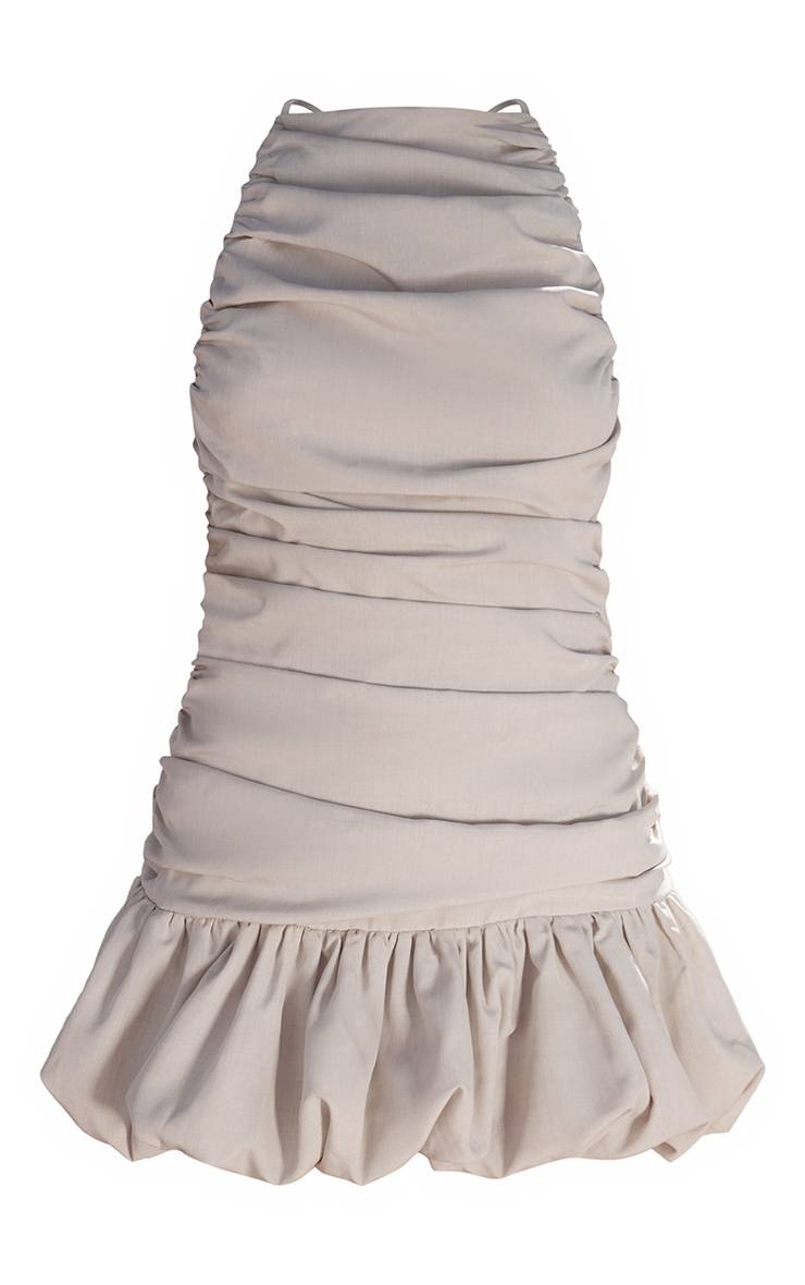 Blanc Cassé Robe Moulante À Bretelles Plt Label Avec Détails Froncés Et Ourlet Bouffant