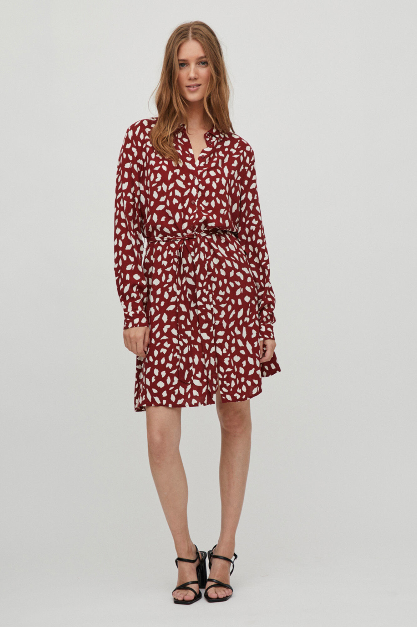 Vestido curto estilo camisa - Vermelho