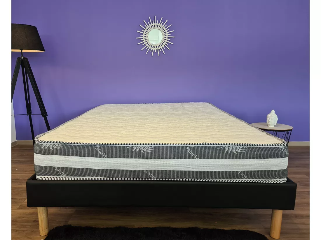 Matelas + Alèse 90x190 x 22 cm - Ferme - Face Hiver Laine - ame rembourrage 100 % polesther - âme 100 % polyuréthane po