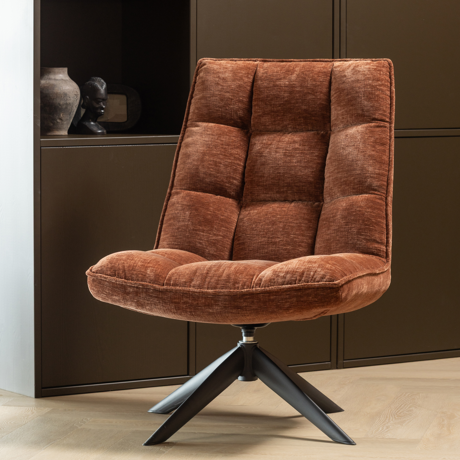 WOOOD Jouke Draaifauteuil - Chenille Structuur - Roestbruin - 97x70x85