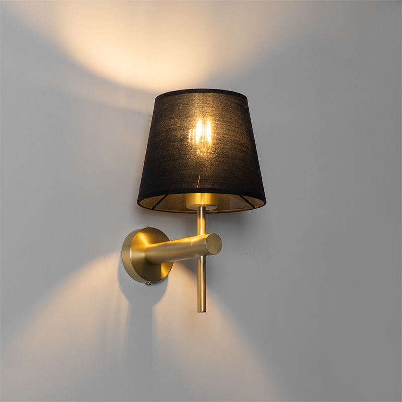 Moderne wandlamp messing met zwart - Pluk