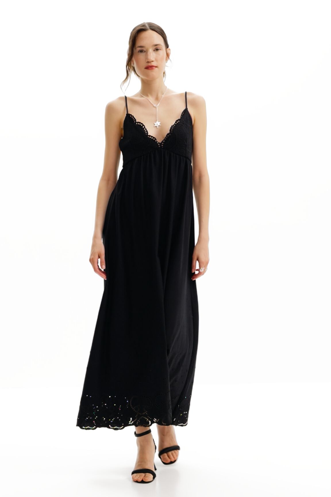 Vestido longo de renda