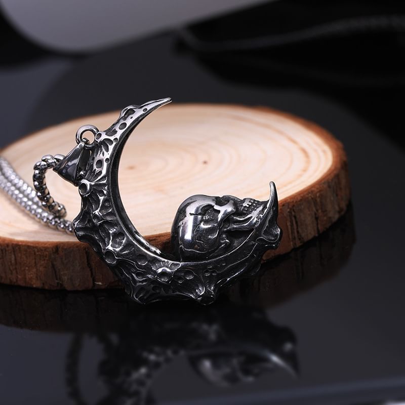 Prushia - Schedelmaanhanger / ketting van roestvrij staal