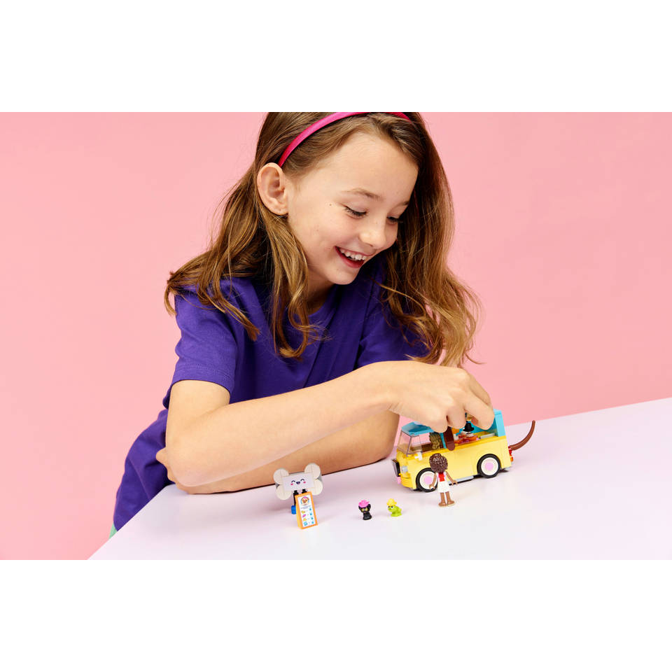 LEGO Friends bestelwagen met dierenaccessoires 42678
