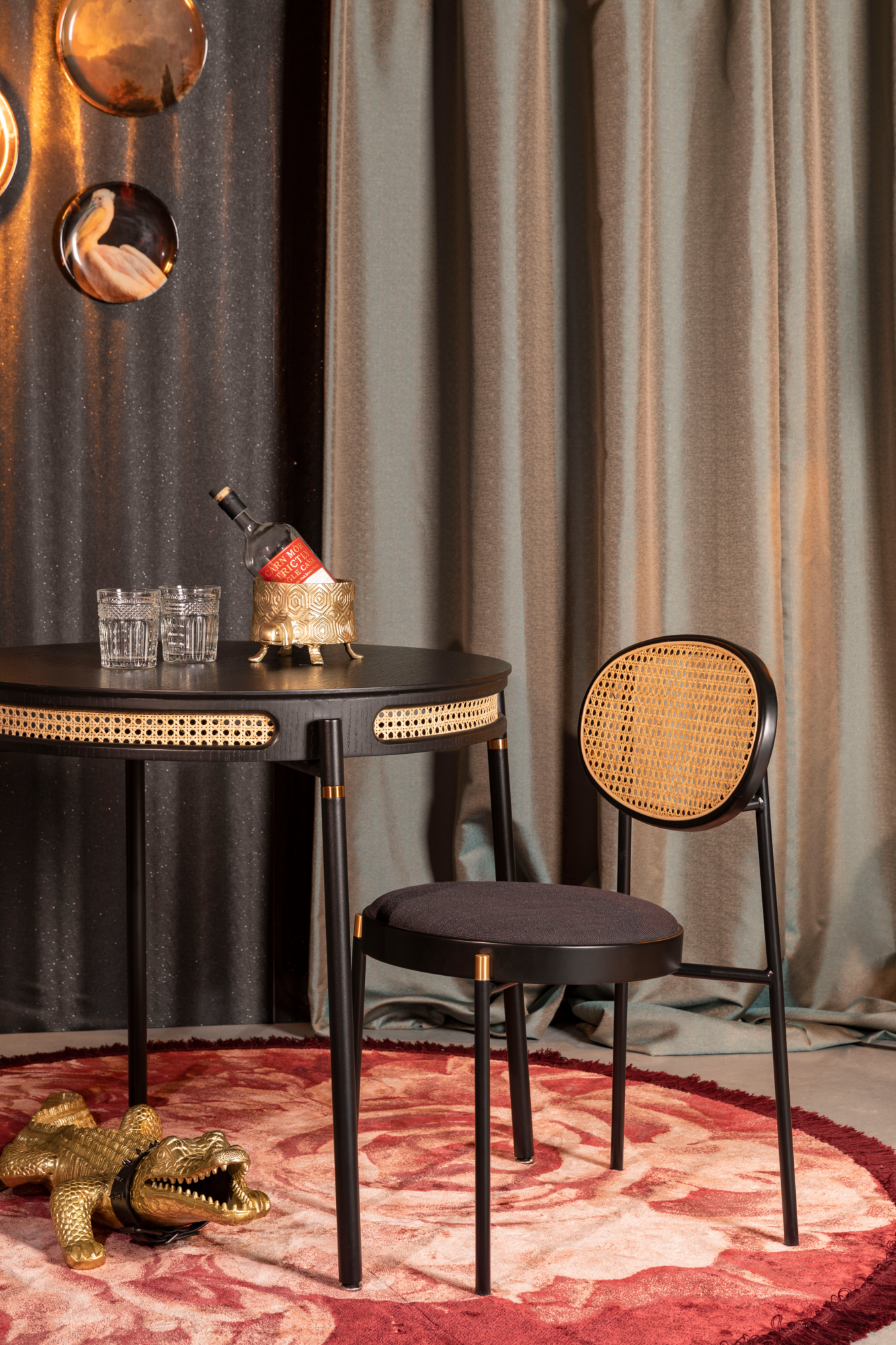 Bold Monkey eettafel Don't stop the webbing