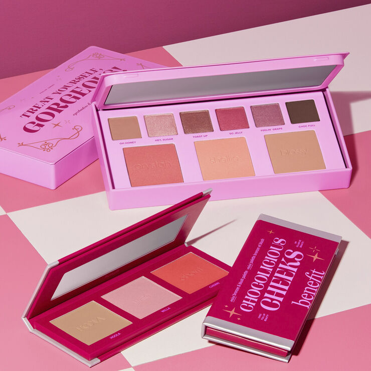 Benefit Cosmetics Treat Yourself, Gorgeous! -Christmas Eyeshadow & Blush Palette