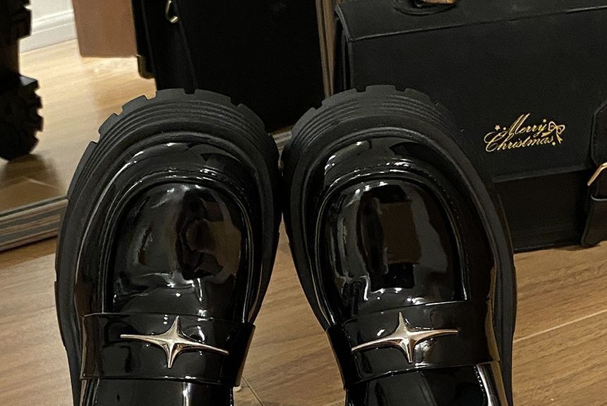 SouthBay Shoes - Star Accent Platform Loafers