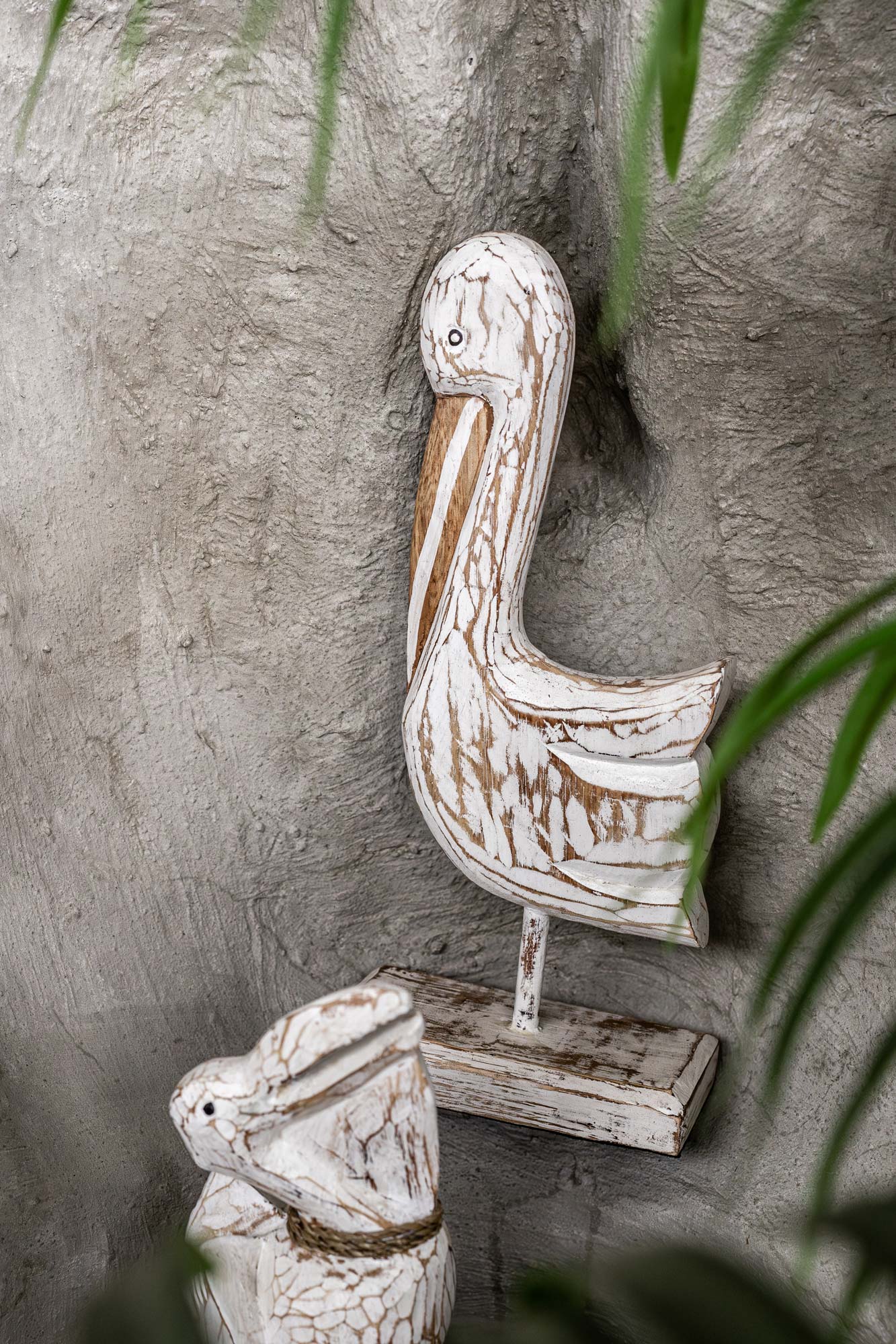 Holzskulptur 'Pelikan' weiß, H 39 cm, B 18 cm, L 9 cm von fischer's lagerhaus