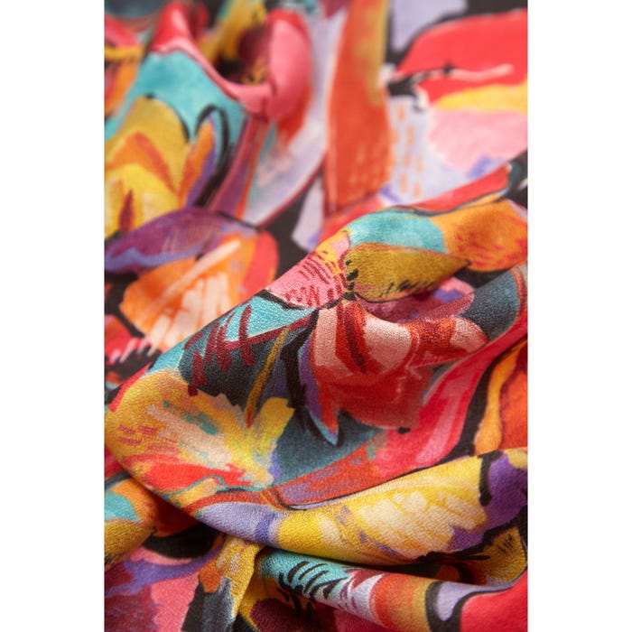Atelier Veritas-Viscose felle bloemen - per meter