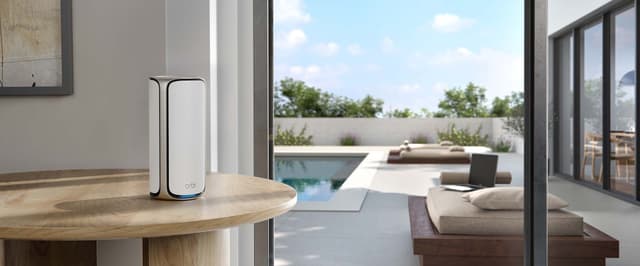 Netgear Orbi 970 (RBE972S) WiFi 7 Mesh system (2-pak)