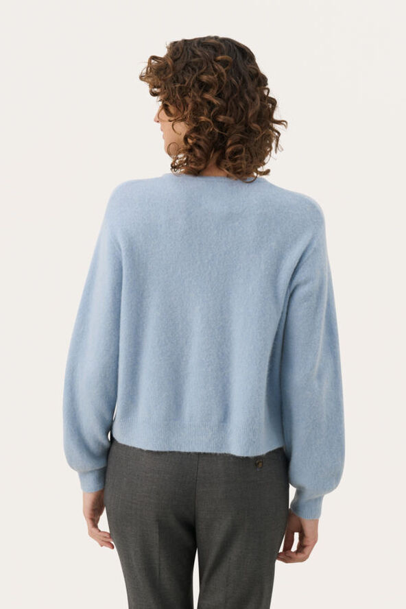 Part Two NinellPW CA Soft chambray