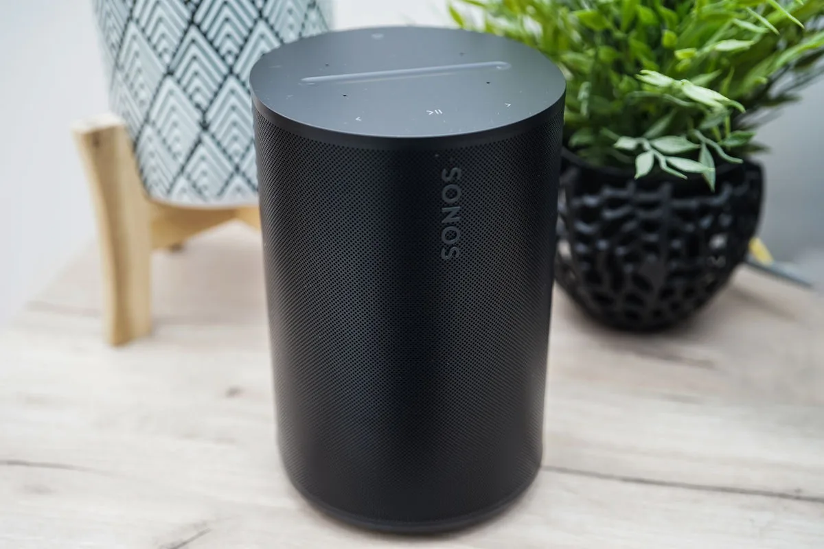 Sonos Era 100 Noir   Vogel's SWM 4111 Noir Enceintes connectées