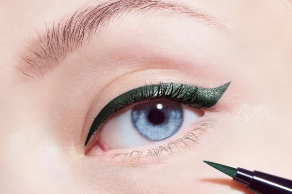 DIOR ON STAGE EYELINER WATERPROOF 386 PEARLY EMERALD 0,55ML