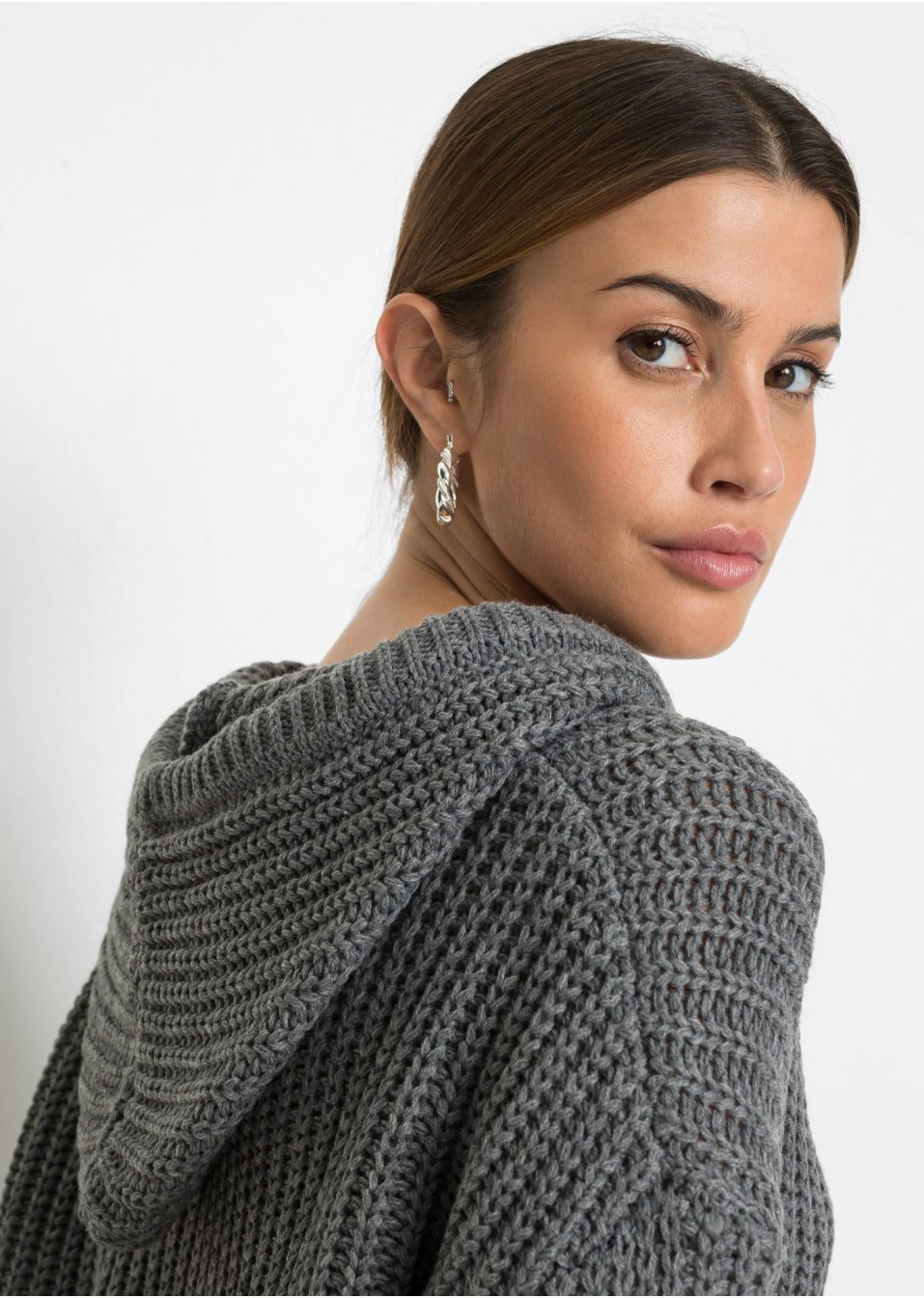 Pull avec cordons fantaisie