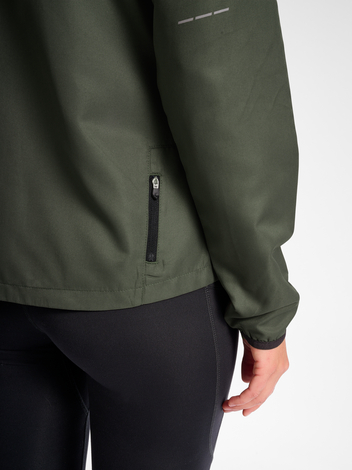 nwlBEAT JACKET WOMAN