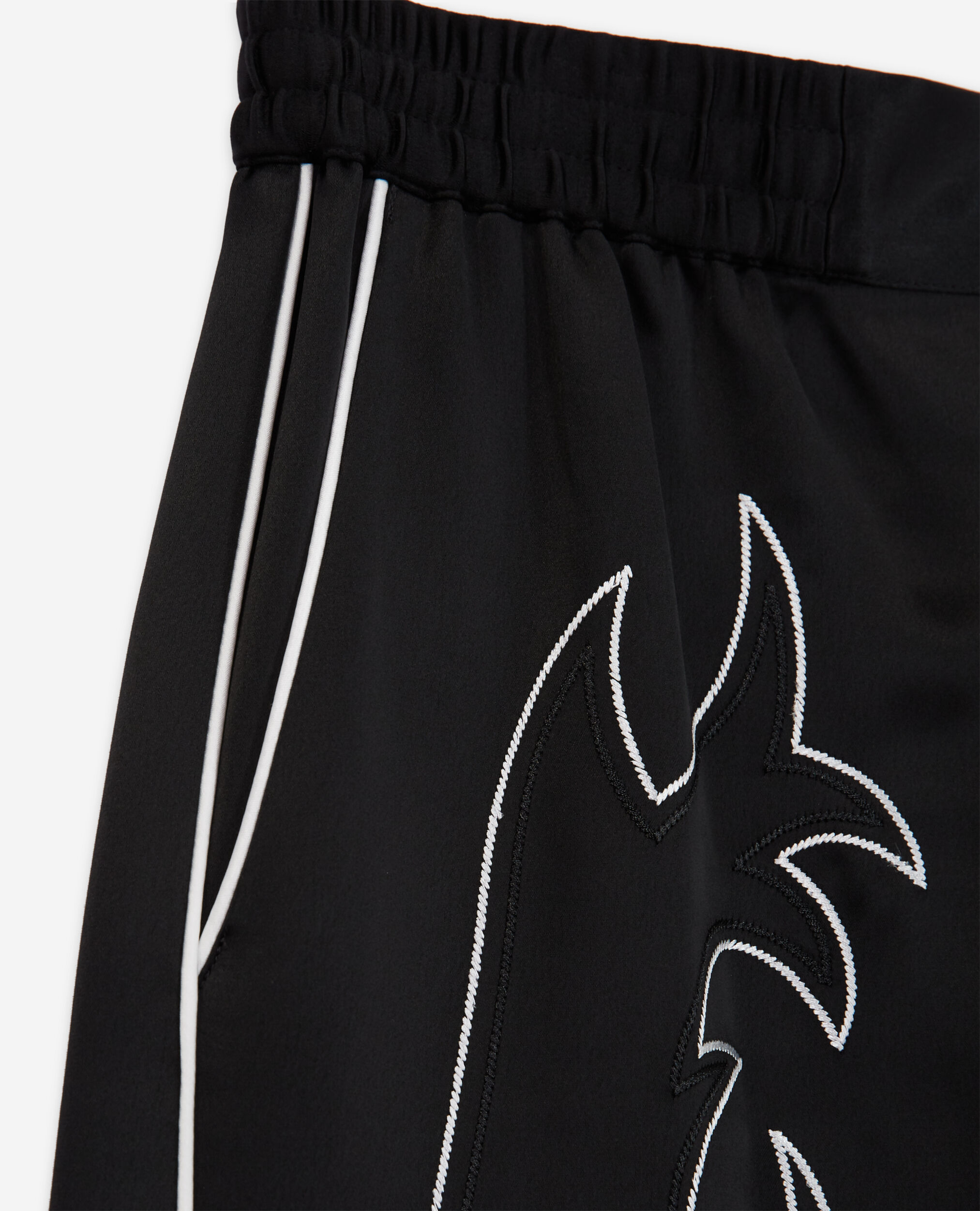 Short noir avec broderies Western
