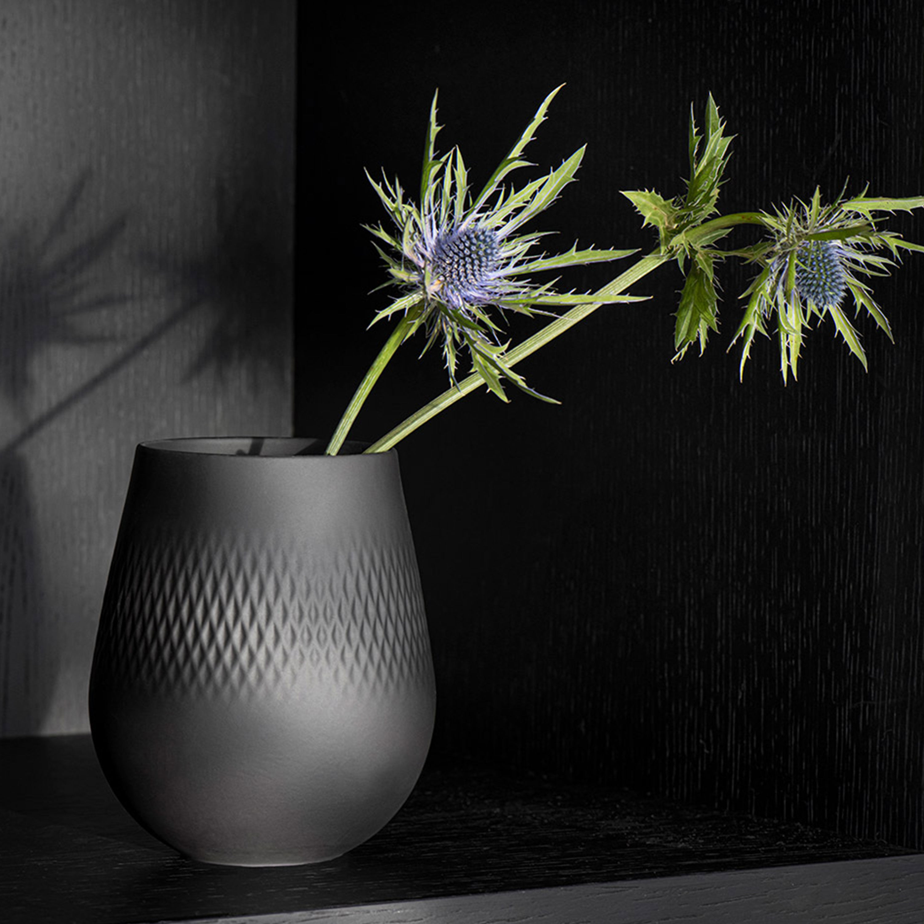 Manufacture Vase Black, 4.9'' x 5.8'', Premium Porcelain