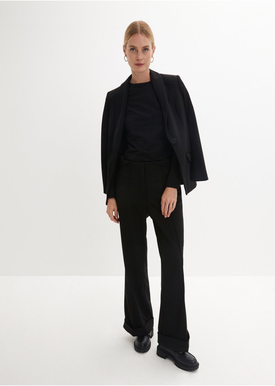 Pantalon Flared avec revers