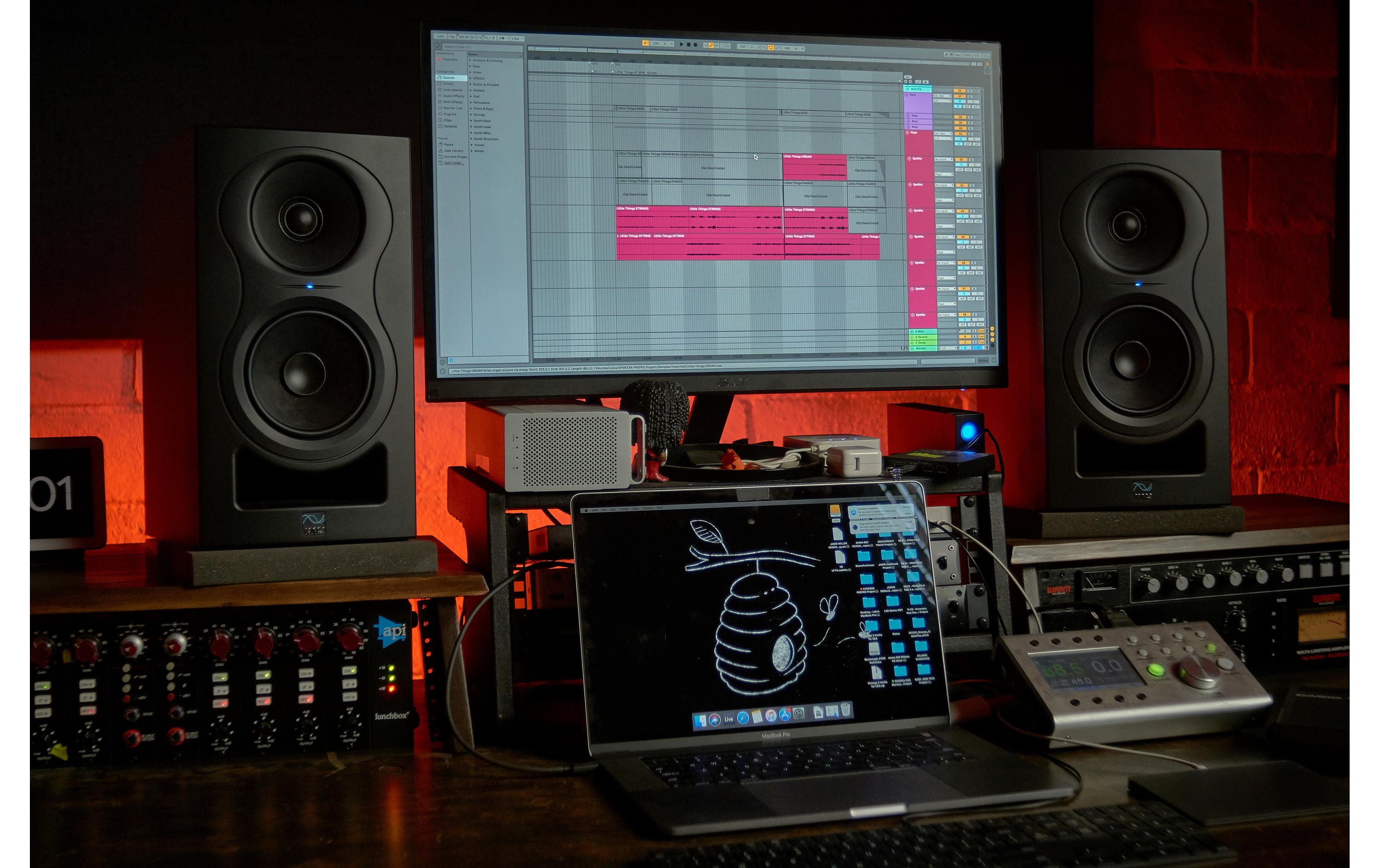 Studiomonitor IN-5 160 W, Schwarz<br>Aktiver 3-Wege-Studiomonitor