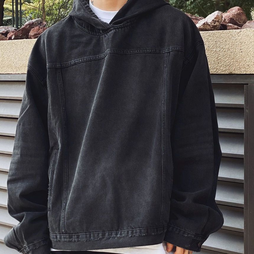DragonRoad - Gewassen denim hoodie met lange mouwen