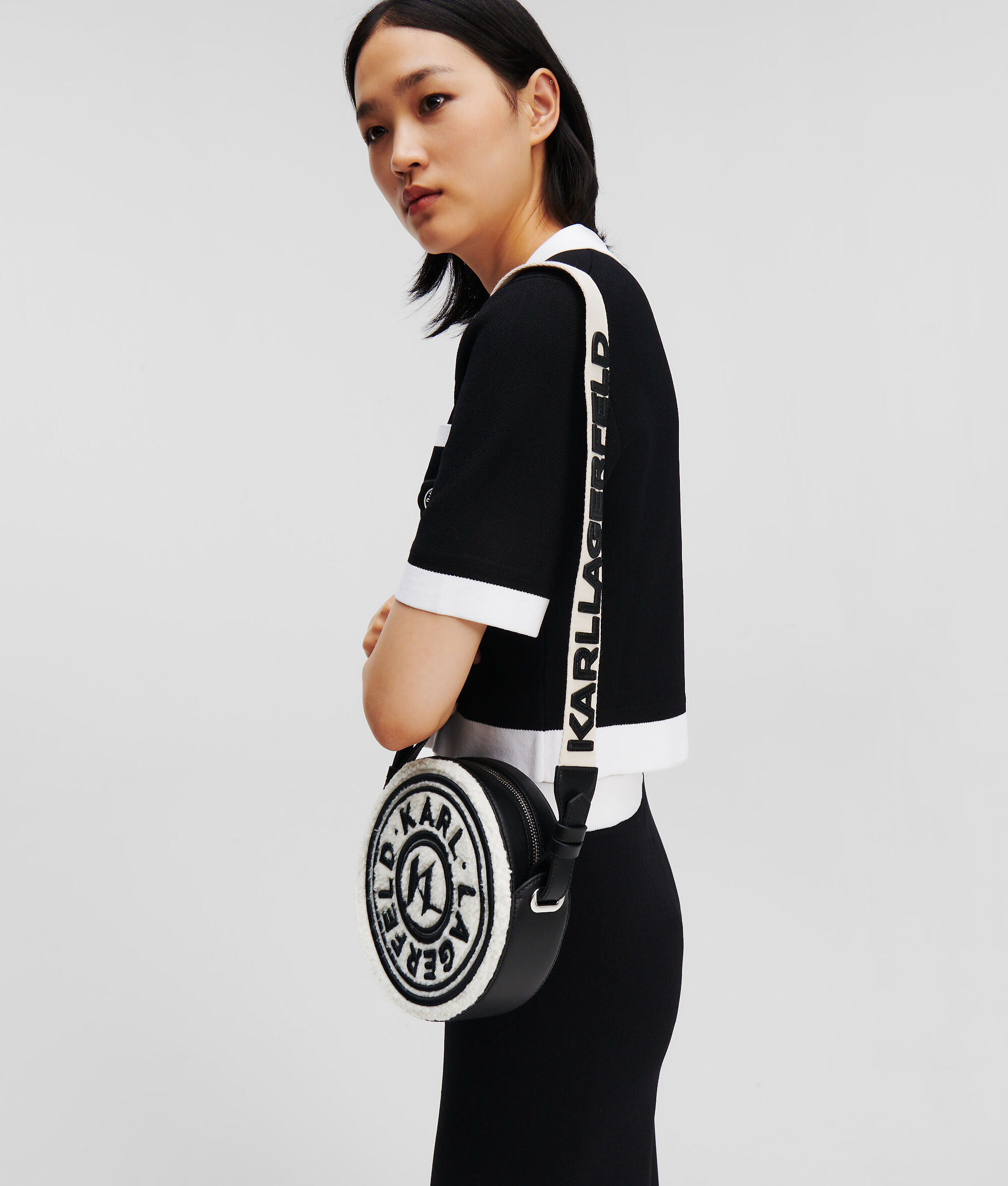 SAC BANDOULIÈRE CIRCULAIRE EN SHEARLING K/CIRCLE