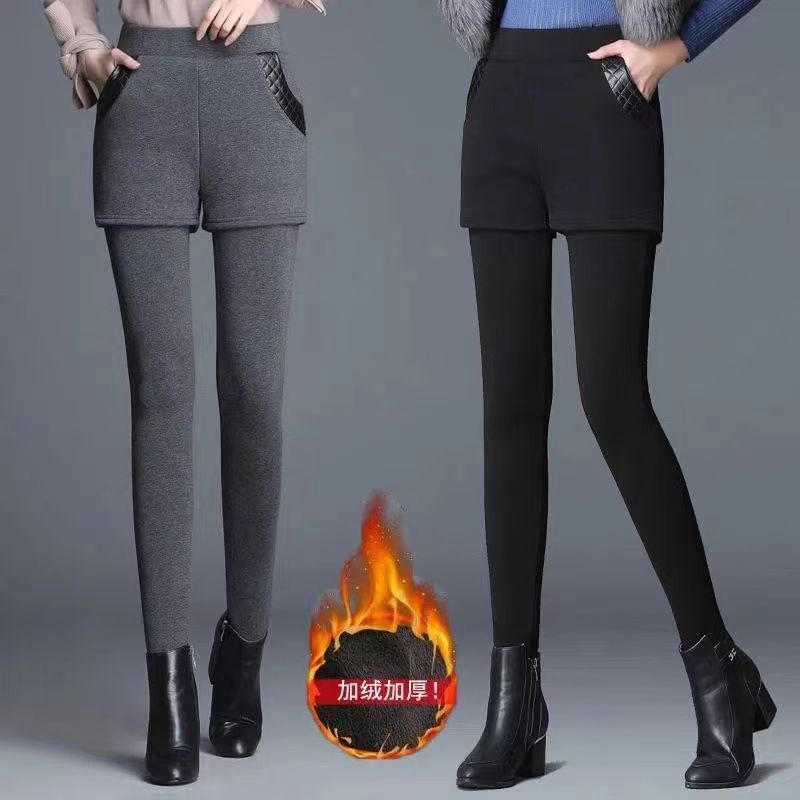 Everose - Hoge taille imitatieleren legging met twee stukken fleecevoering en paneel van imitatieleer