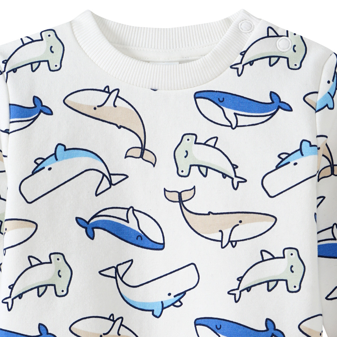 Topomini Newborn Sweatshirt mit Wal-Motiven allover weiss