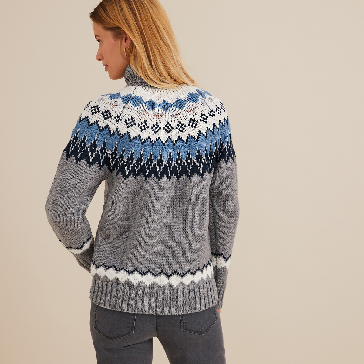 ANNE WEYBURN<br>Suéter jacquard com gola alta, malha grossa