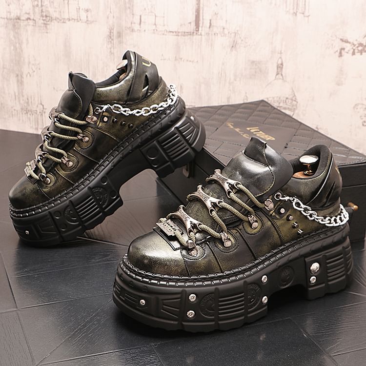 Mr Ozera - Platform Sneakers met Studs en Kettingdetail