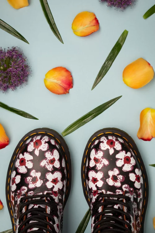 Dr. Martens 1460 Pansy Fayre Vintage laarzen in zwart