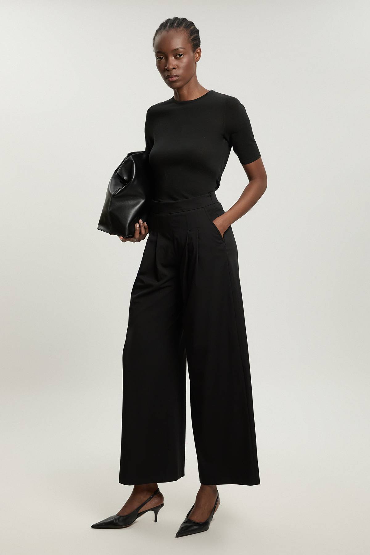 KarenMillen Pantalon Tailleur À Jambe Large Avec Détails Plissés