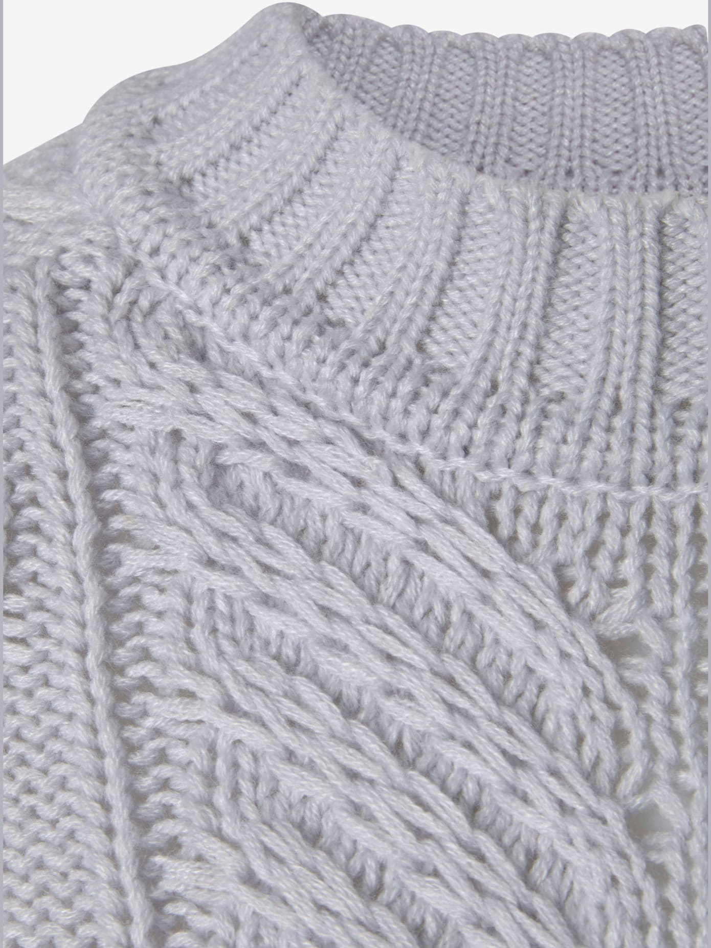 Pull ajouré superbe motif ajouré devant