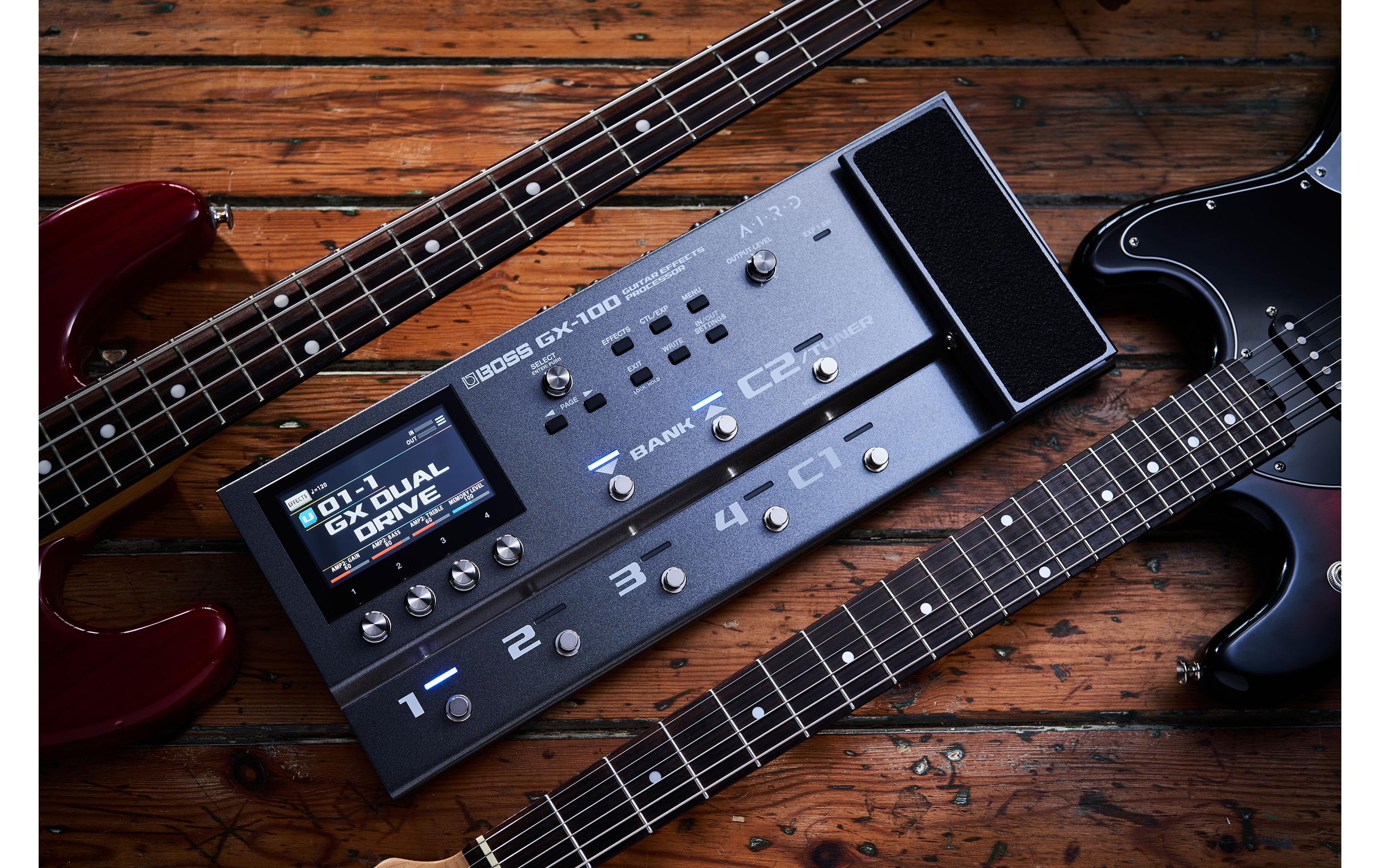 Effektgerät GX-100<br>Gitarreneffektprozessor mit neuen Farben für Ihren Sound