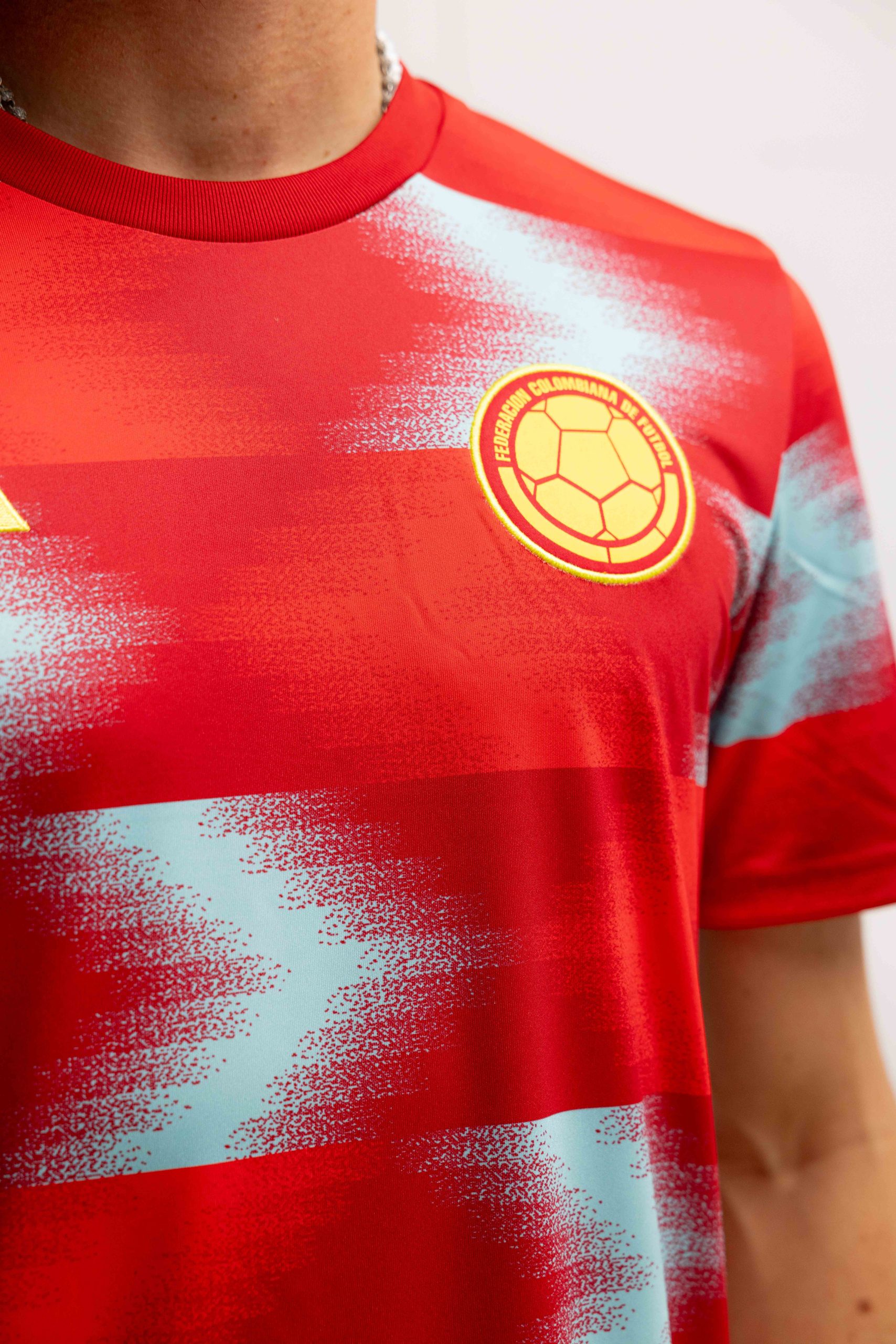 Colombia Pre-Match T-Shirt Senior 2022-2023