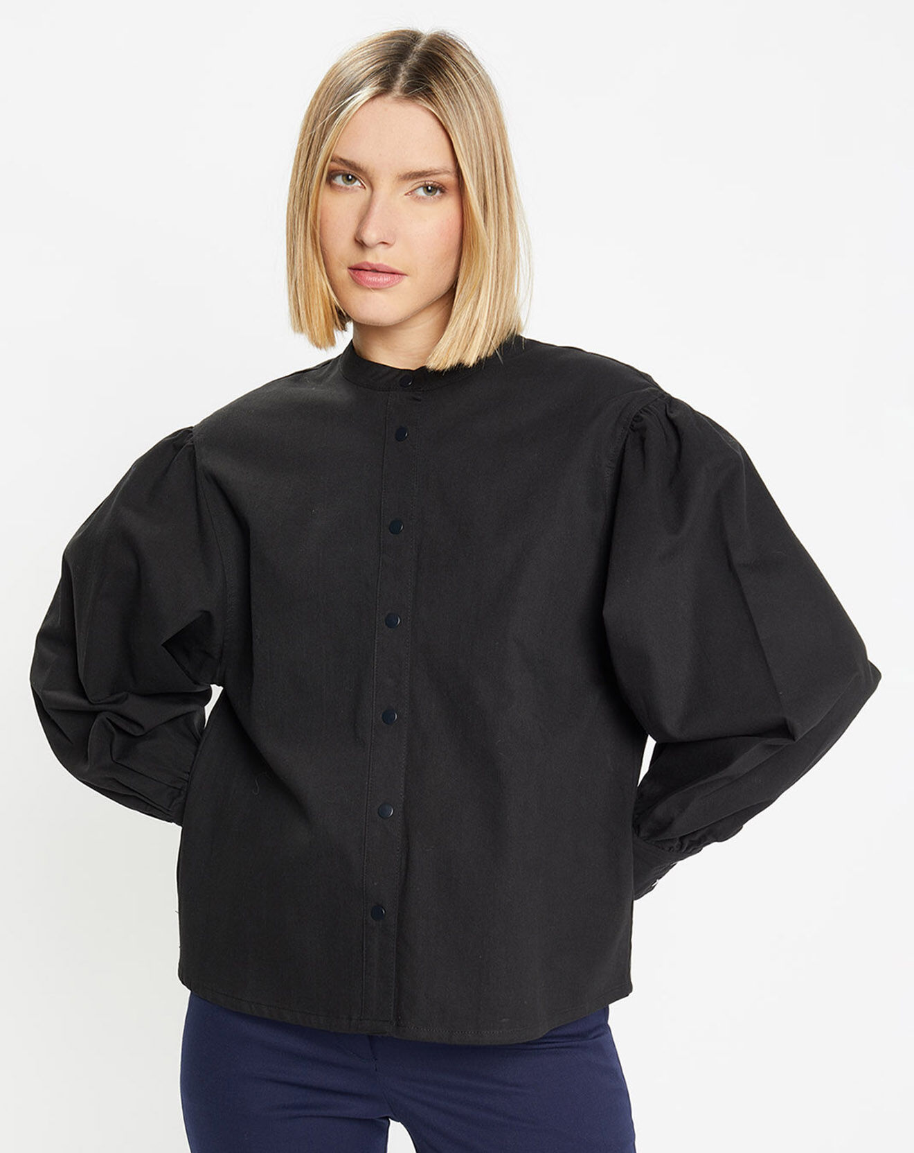 Galeries Lafayette Chemise en Coton Cachou col officier noire