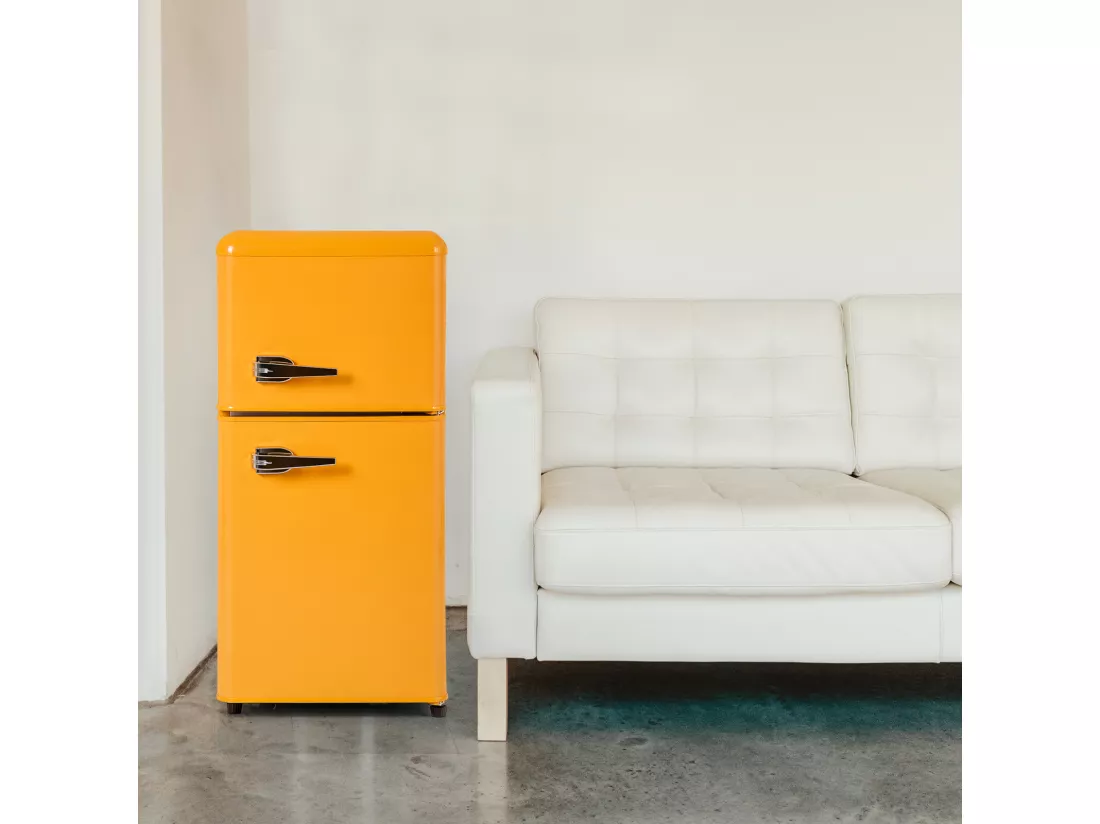 Réfrigérateur Rétro H86x45Lcm - Réfrigérateur Congélateur LED 2 Portes 60L + Congélateur 22L, 163kWh/an, Double Casier à Oeufs et Trois Etagères Intérieures - jaune