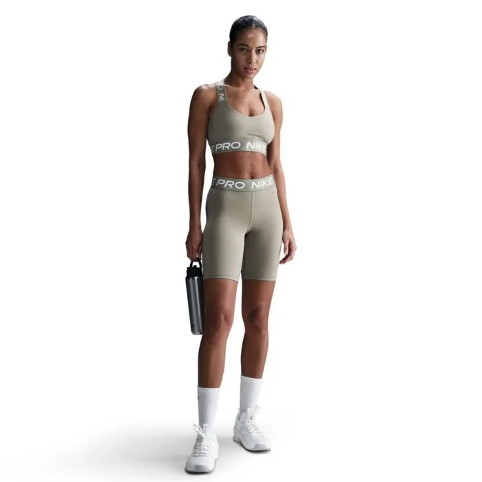 Nike Dame Korte tights Pro 365 8 Inch Shorts Grøn