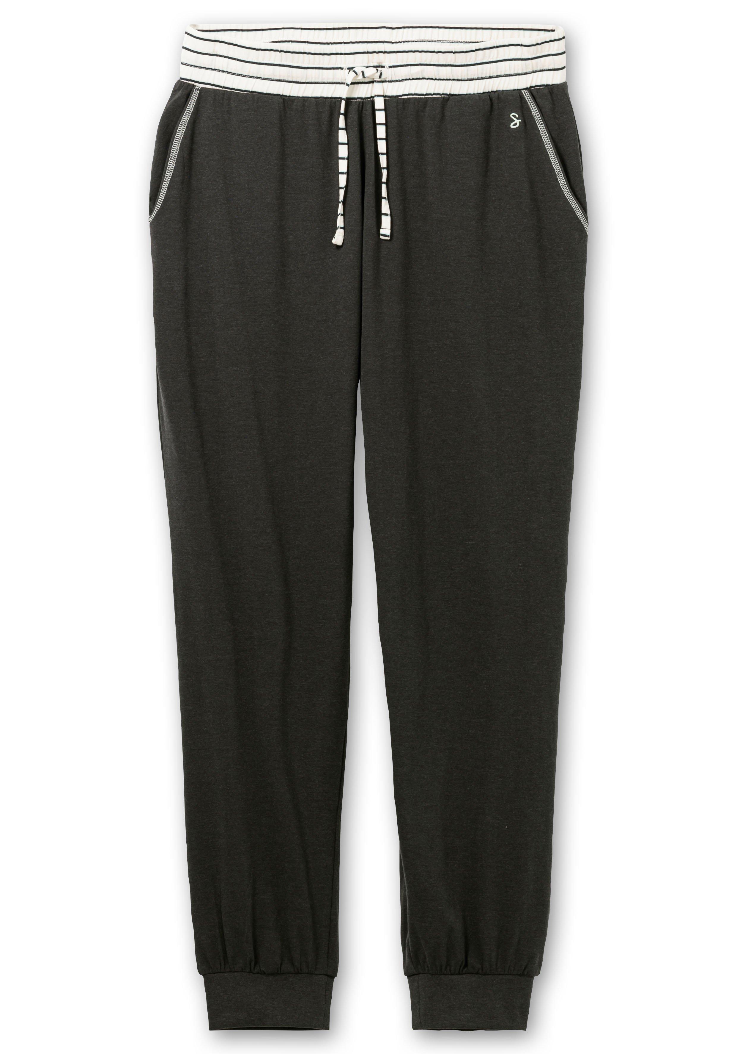 Set aus Schlafshirt und Hose