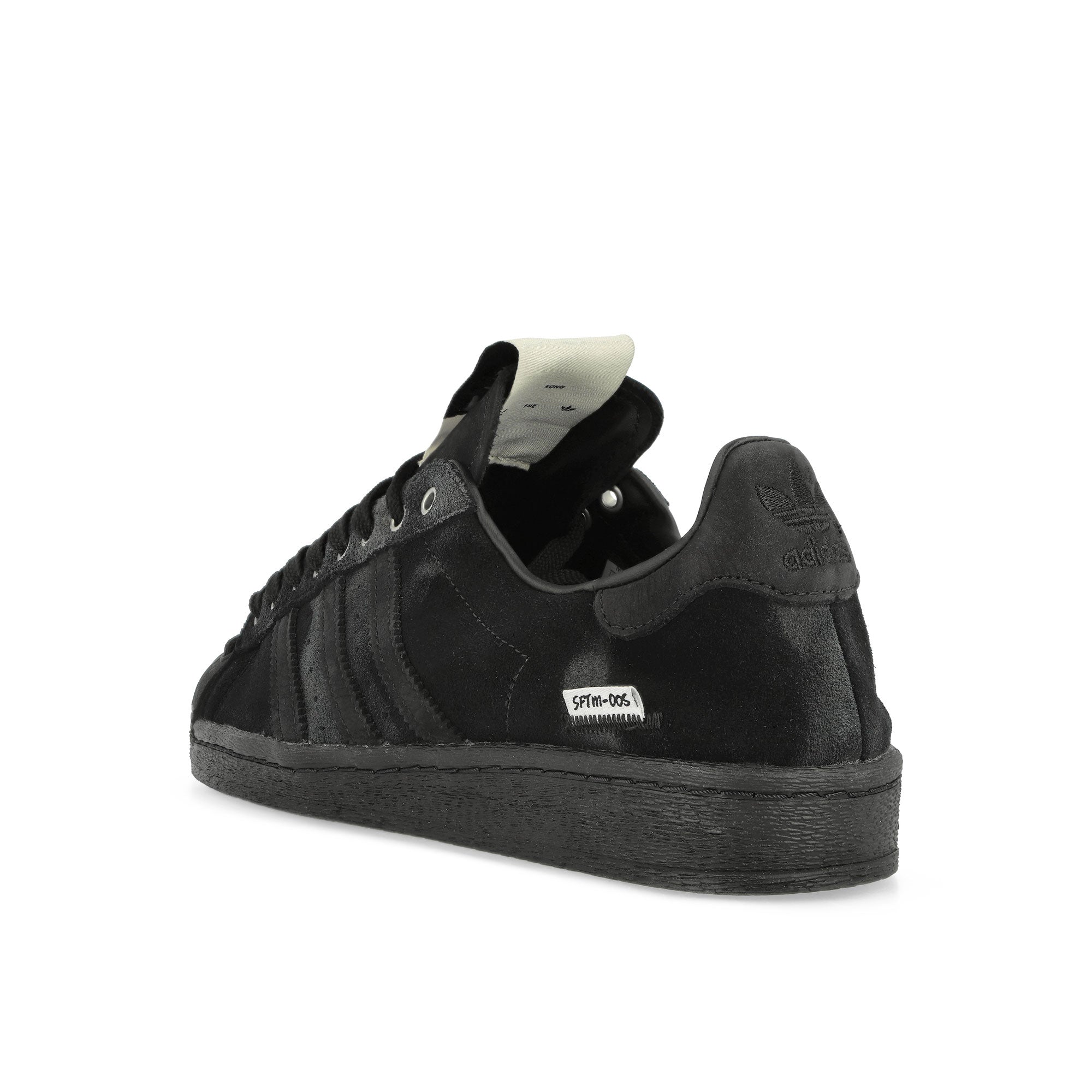 adidas<br>Superstar 82