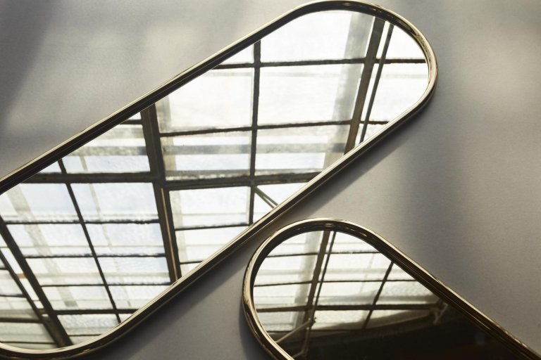 AYTM Angui spiegel 108x39 silver ovaal