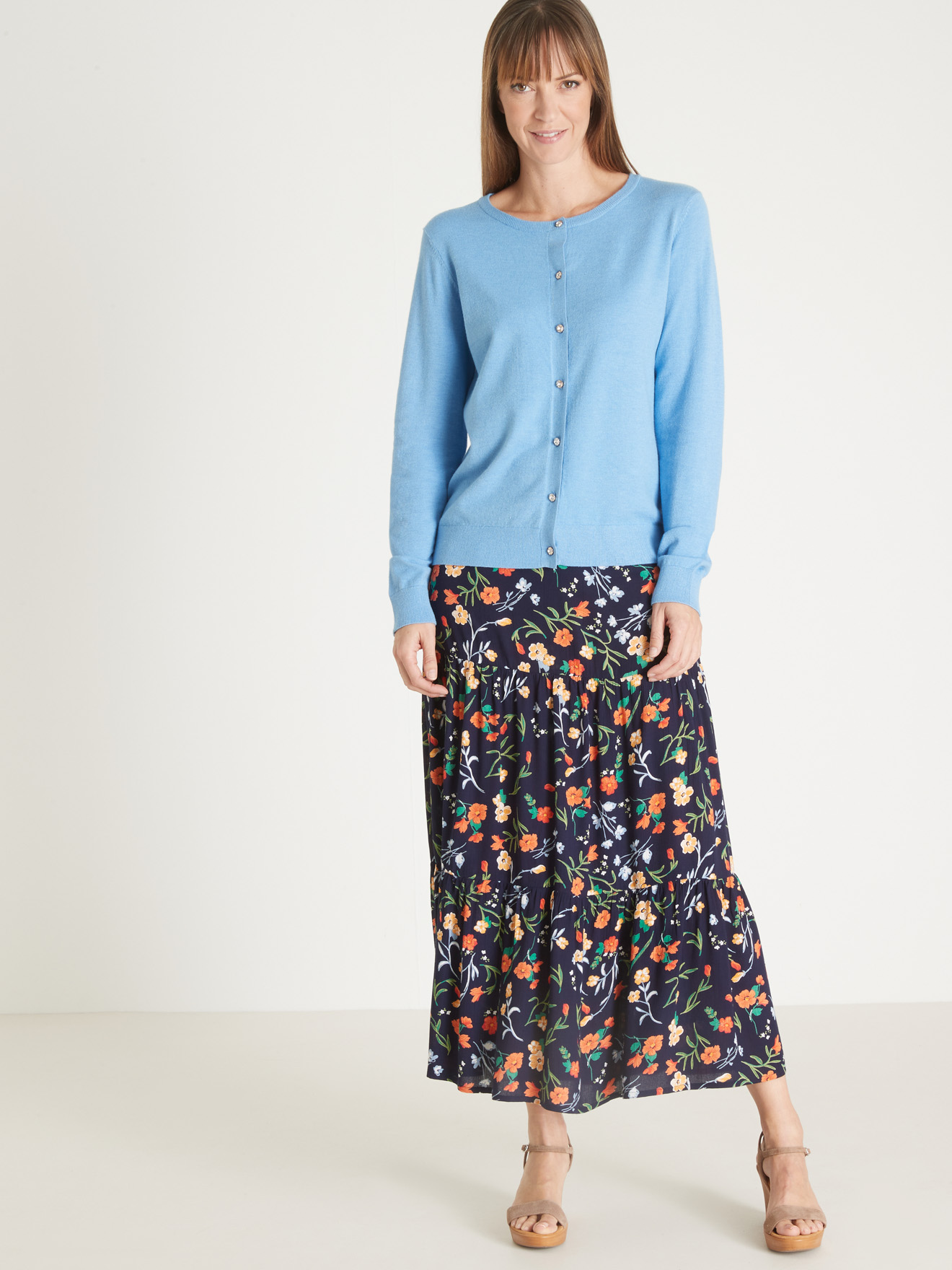 Cardigan élégant boutons-bijoux
