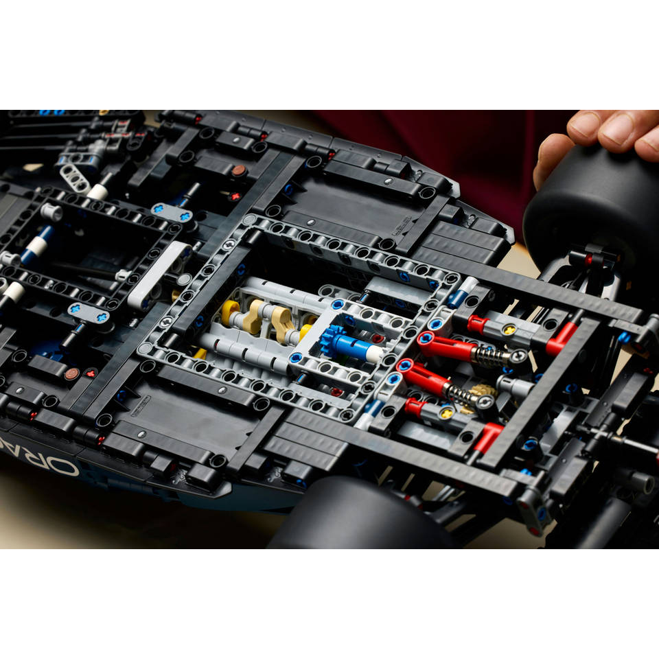 LEGO Technic Oracle Red Bull Racing RB20 F1 auto 42206
